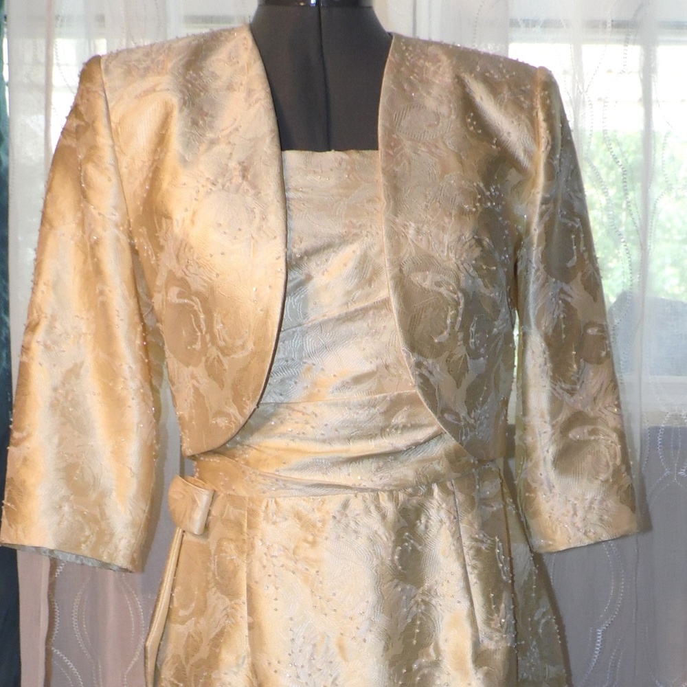 MONTAGE by Mon Cheri Dress Suit Lt Yellow Beaded s